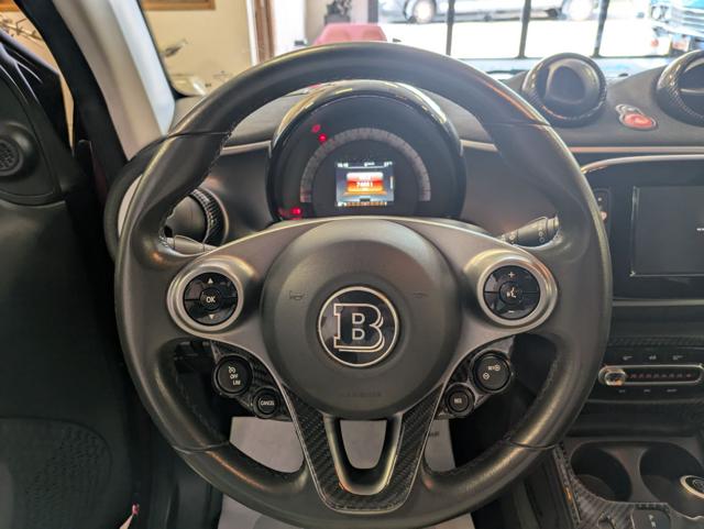 smart forTwo BRABUS 1.0cc 71cv TETTO PANORAM CRUISE CONTR usato a ROMA