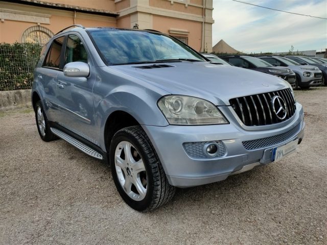Mercedes-Benz ML 350 Sport GPL CLIMA,CRUISE,CERCHI LEGA - foto 2 di 4