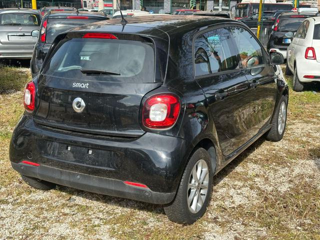 smart forFour Passion 0.9cc 90cv Riscald. Sedili Cruise Contr - foto 3 di 4
