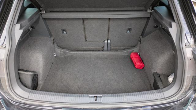 Volkswagen Tiguan R-Line 4Motion DSG TDI 2.0cc 200cv DRIVE MODE NAVI usato a ROMA