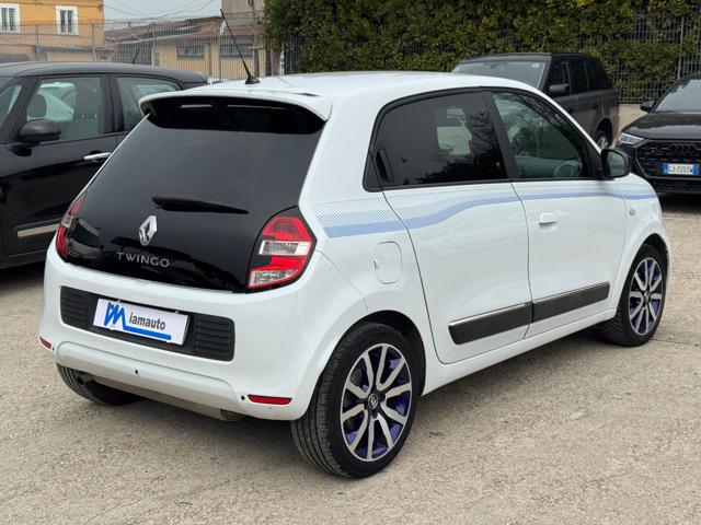 Renault Twingo Autom 0.9cc 90cv - foto 4 di 4