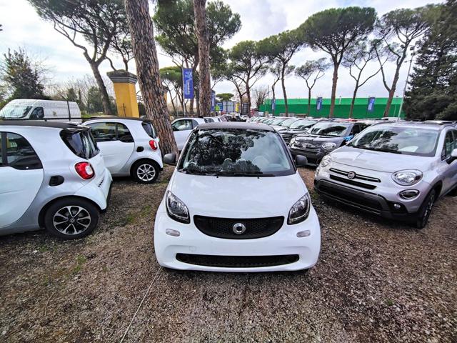 smart forTwo 1.0cc 61cv OK NEOPATENTATI BLUETOOTH CRUISECONTROL, del 2016, 110.405 km, in vendita a Roma (RM)