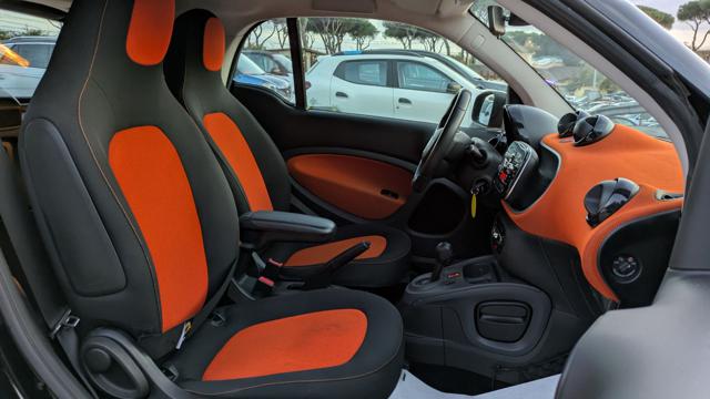 smart forTwo 1.0cc 71cv CERCHI IN LEGA CRUISE CONTROL, del 2017, 85.159 km, in vendita a Roma (RM)