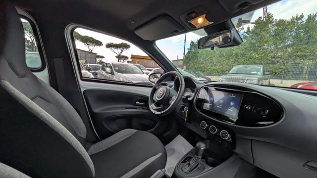 Toyota Aygo X Active 1.0cc 72cv AUTOMATICA IOS/ANDROID CRUISE, del 2025, 14.806 km, in vendita a Roma (RM)