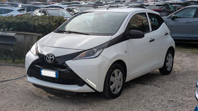Toyota Aygo Aygo 1.0 VVT-i 69 CV 5 porte x-play - foto 2 di 4