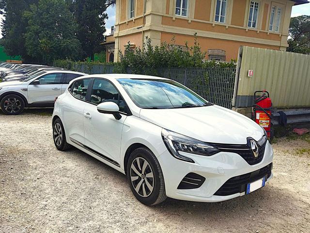 Renault Clio 1.6cc HYBRID E-TECH ZEN 140cv SAFETYPACK SENS PARK usato a ROMA