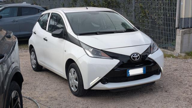 Toyota Aygo Aygo 1.0 VVT-i 69 CV - foto 2 di 4
