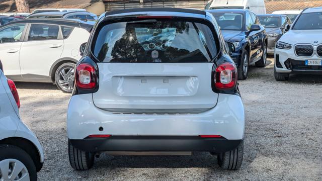 smart forTwo Twinamic 1.0cc 71cv, del 2018, 79.195 km, in vendita a Roma (RM)