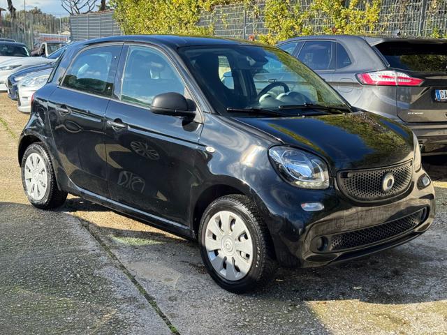 smart forFour 1.0 PASSION 70cv Cambio Automatico - foto 4 di 4