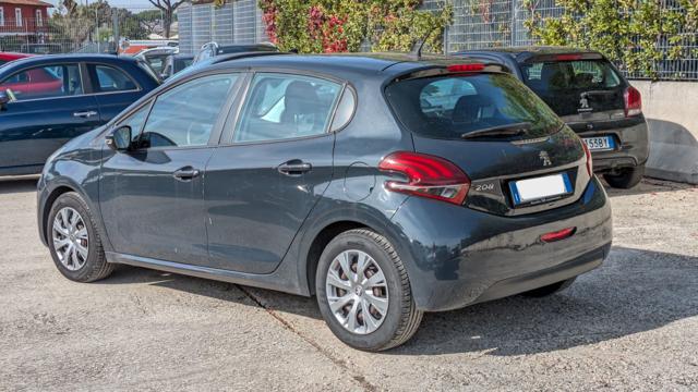 Peugeot 208 1.2cc 83cv, del 2019, 125.894 km, in vendita a Roma (RM)