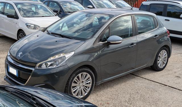 Peugeot 208 1.2cc 82cv usato a ROMA