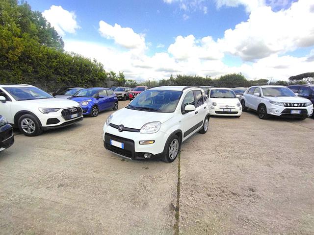 Fiat Panda 1.0cc HYBRID CITYLIFE 70cv usato a ROMA