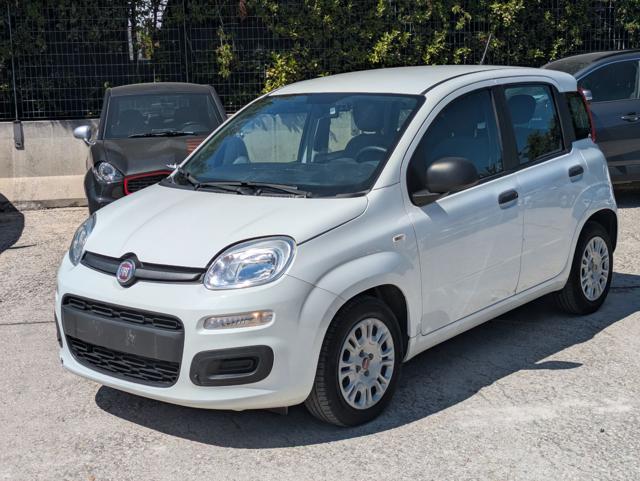 Fiat Panda HYBRID FIREFLY 1.0cc 70cv - foto 3 di 16