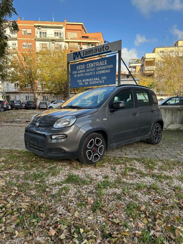 Fiat Panda 1.0 HYBRID GSE CITYLIFE 70cv usato a ROMA