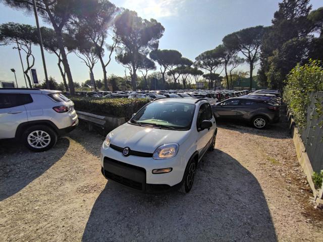 Fiat New Panda 1.0cc HYBRID CITY LIFE 70cv - foto 1 di 4