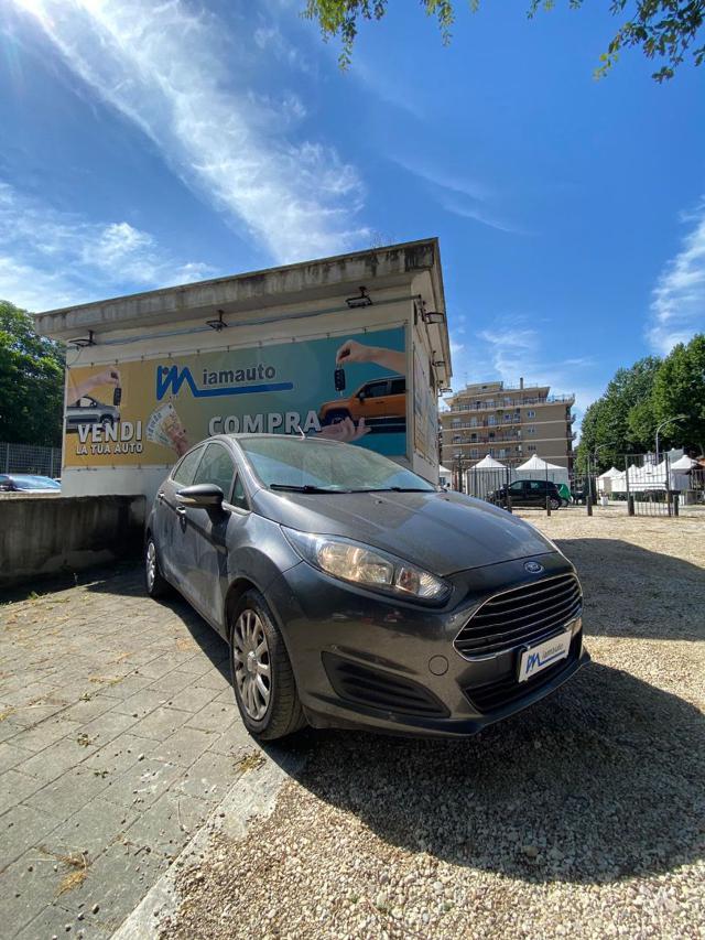 Ford Fiesta 1.5tdci BUSINESS 75cv BLUETOOTH CLIMA STEREO - foto 2 di 4