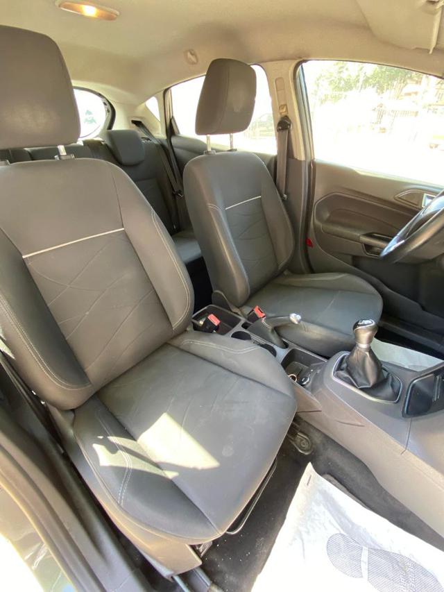 Ford Fiesta 1.5tdci BUSINESS 75cv BLUETOOTH CLIMA STEREO, del 2016, 162.017 km, in vendita a Roma (RM)