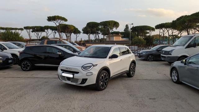 Fiat 600 HYBRID LA PRIMA DCT6 1.2cc 100cv SAFETYPACK usato a ROMA