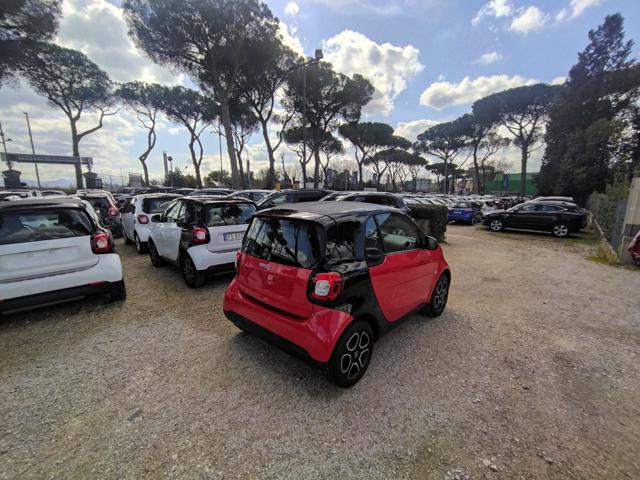 smart forTwo 1.0cc 71cv BLUETOOTH CRUISE CLIMA AUTO - foto 2 di 4