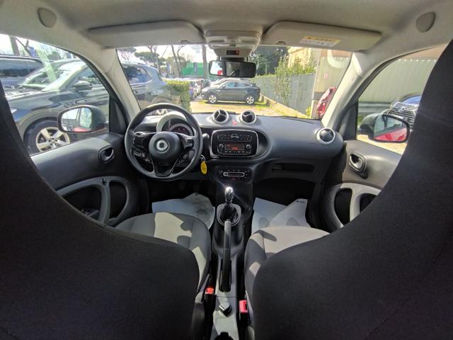 smart forTwo 1.0cc 71cv BLUETOOTH CRUISE CLIMA AUTO, del 2019, 69.552 km, in vendita a Roma (RM)