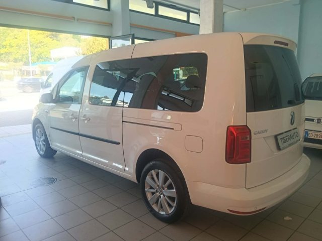 Volkswagen Caddy 2.0 TDI 102 CV Trendline Maxi 7 posti - foto 4 di 4