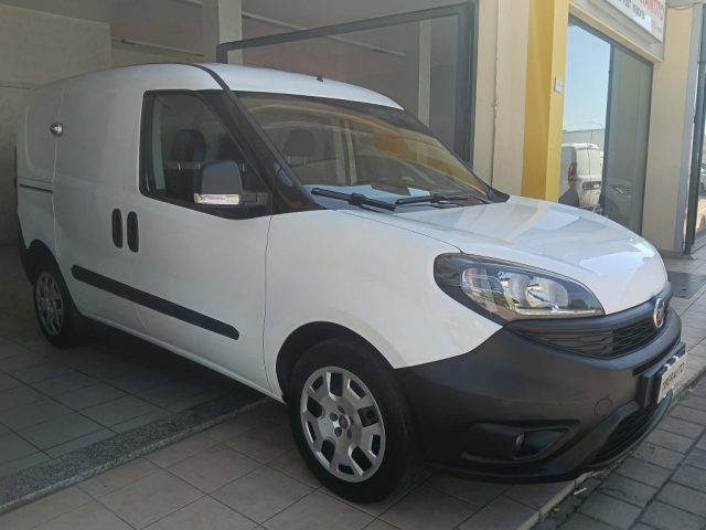 Fiat Doblo Doblò 1.4 T-Jet Natural Power PC-TN Cargo Lamier. usato a ALTIDONA
