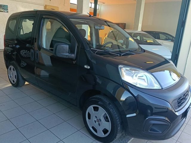 Fiat Qubo 1.4 8V 77 CV Easy Natural Power, del 2019, 167.831 km, in vendita a Altidona (FM)
