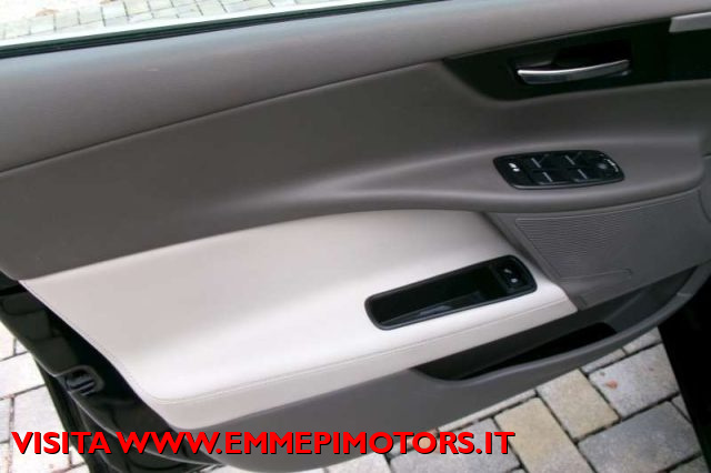Jaguar XE 2.0 D 180 CV aut. Prestige usato a PREGANZIOL