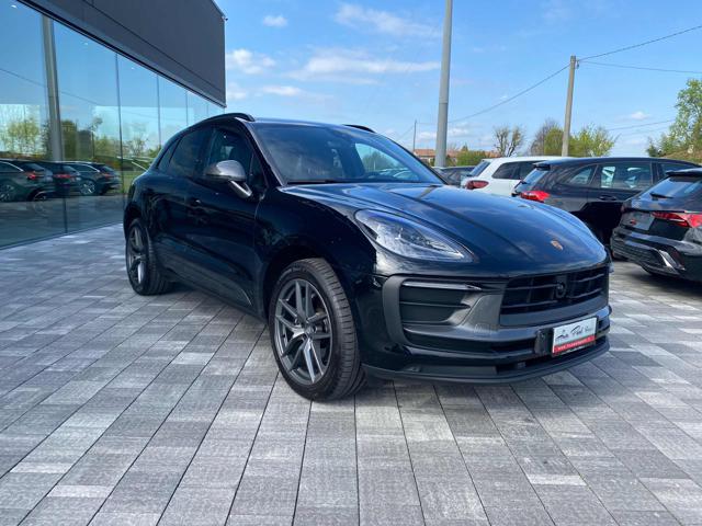 Porsche Macan 2.0 T 265cv - foto 3 di 4