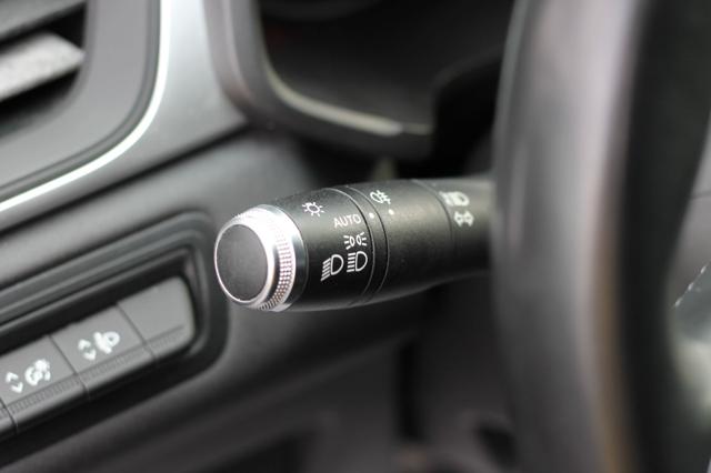 Renault Captur TCe 100 CV GPL FAP Intens, del 2021, 99.500 km, in vendita a Trebaseleghe (PD)