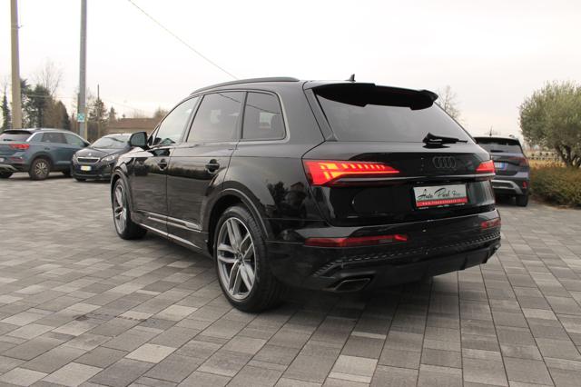 Audi Q7 SUV 45 TDI quattro tiptronic S line Edition usato a TREBASELEGHE