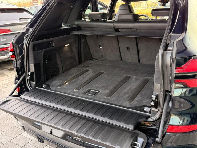 BMW X5 xDrive30d 48V Msport Pro, del 2025, 19.900 km, in vendita a Trebaseleghe (PD)