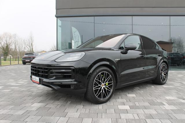 Porsche Cayenne Coup� 3.0 V6 E-Hybrid 470CV - foto 2 di 4