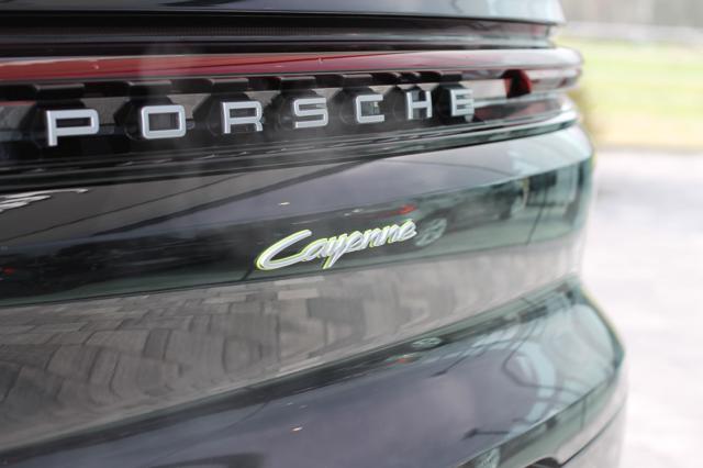 Porsche Cayenne Coupé 3.0 V6 E-Hybrid 470CV, del 2024, 19.950 km, in vendita a Trebaseleghe (PD)