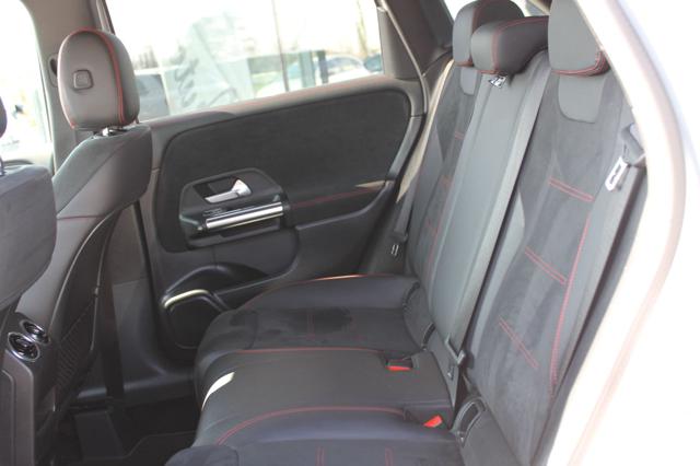 Mercedes-Benz B 200 d Automatic Premium AMG usato a TREBASELEGHE