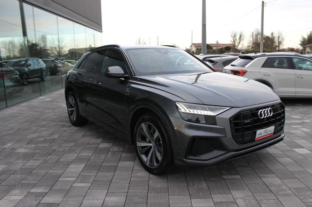 Audi Q8 50 TDI 286 CV quattro tiptronic Sport - foto 3 di 4