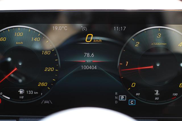 Mercedes-Benz B 200 d Automatic Premium AMG, del 2021, 109.000 km, in vendita a Trebaseleghe (PD)