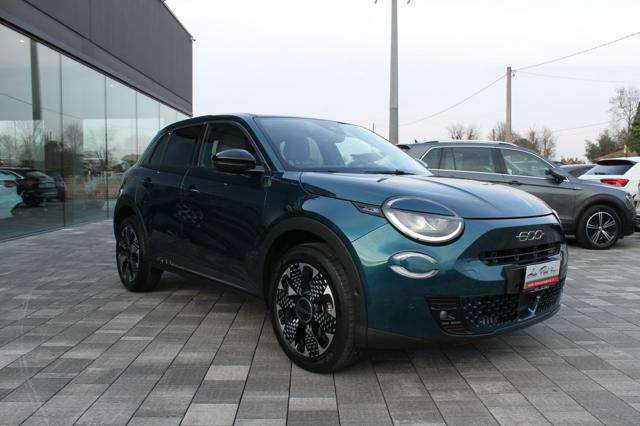 Fiat 600 Hybrid 110 CV DCT MHEV La Prima - foto 3 di 4