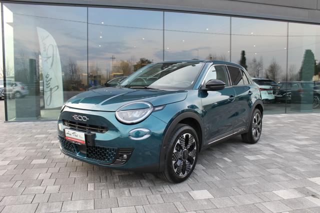 Fiat 600 Hybrid 110 CV DCT MHEV La Prima - foto 2 di 4
