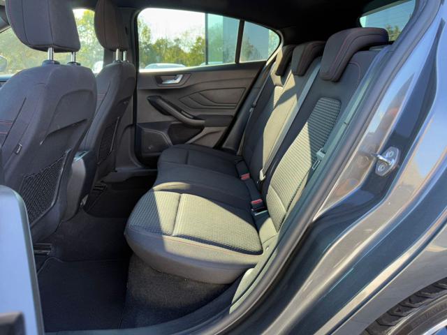 Ford Focus 1.5 EcoBlue 120 CV 5p. ST-Line, del 2021, 145.900 km, in vendita a Trebaseleghe (PD)