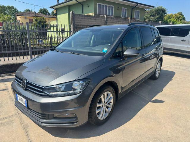 Volkswagen Touran 1.6 TDI 115 CV SCR DSG Business BlueMotion Technol usato a ISOLA DELLA SCALA