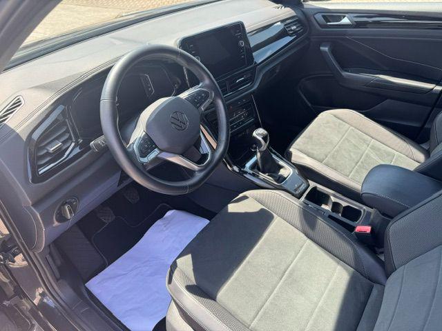 Volkswagen T-Roc 1.5 TSI ACT Style - foto 2 di 4