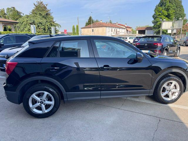 Audi Q2 35 TFSI Business - foto 3 di 4