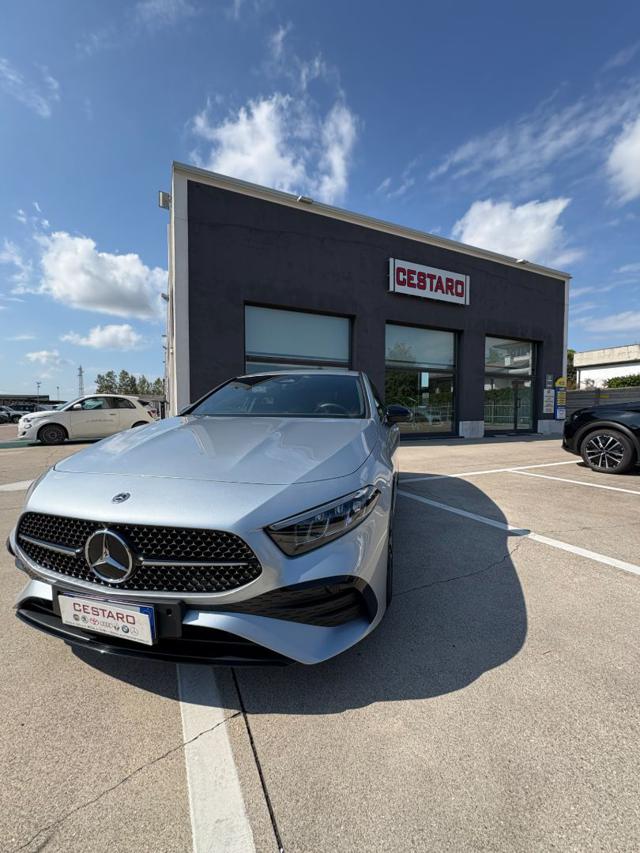 Mercedes-Benz A 180 d Automatic AMG Line Advanced Plus, del 2024, 12.316 km, in vendita a Isola Della Scala (VR)
