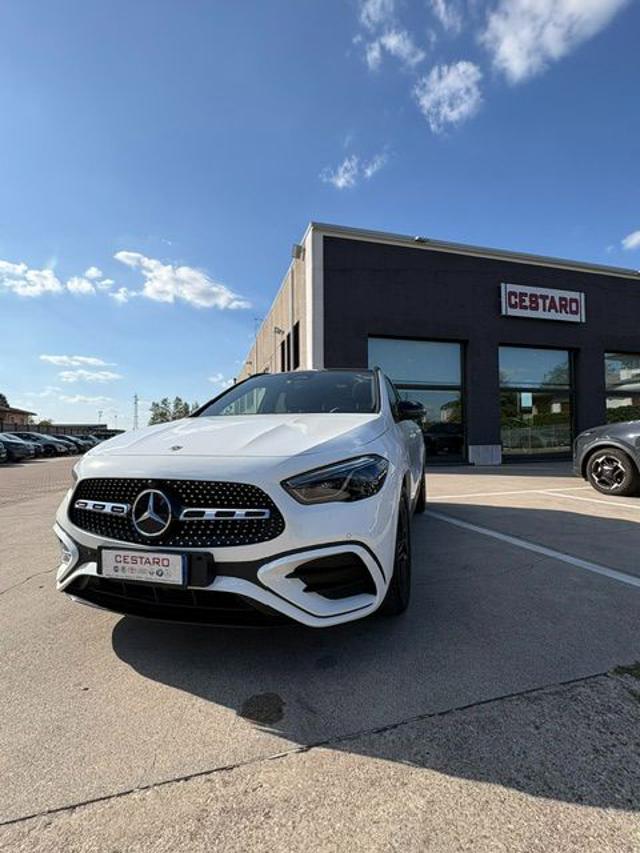 Mercedes-Benz GLA 200 d Automatic Advanced - foto 2 di 4
