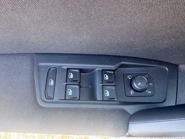 Volkswagen Tiguan 2.0 TDI 150 CV SCR DSG Life usato a ISOLA DELLA SCALA
