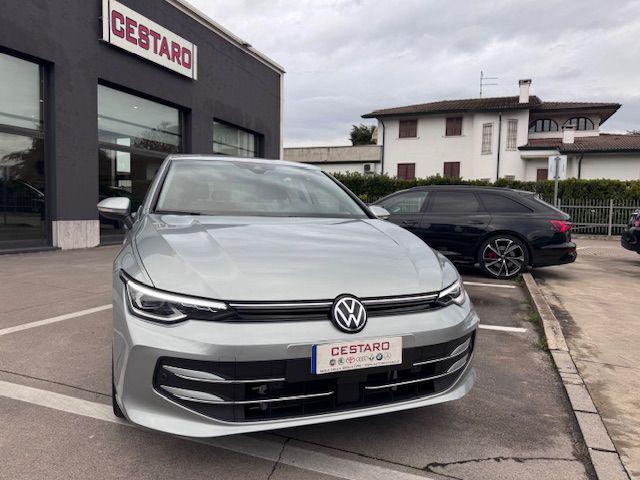 Volkswagen Golf 2.0 TDI 150 CV DSG SCR Style - foto 3 di 4