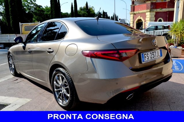 Alfa Romeo Giulia 2.2 180CV 6M SUPER ***PREZZO REALE**UNIPRO'** - foto 3 di 4