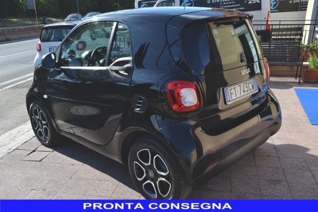 smart forTwo 1.0 71CV PASSION AUTOMATICA ***PREZZO REALE**** - foto 3 di 4