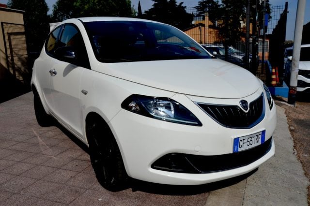 Lancia Ypsilon 1.0 HYBRID 70CV 5POSTI **PREZZO REALE**UNIPRO'** - foto 4 di 4
